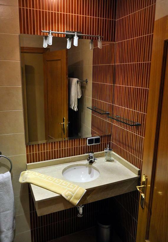 Hostal Puerta Del Valle 拉·希斯特尼加 外观 照片