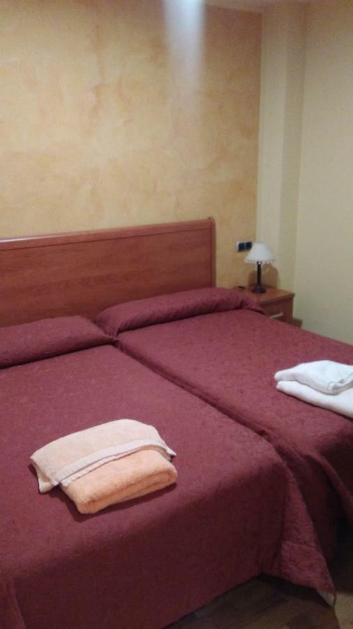 Hostal Puerta Del Valle 拉·希斯特尼加 外观 照片