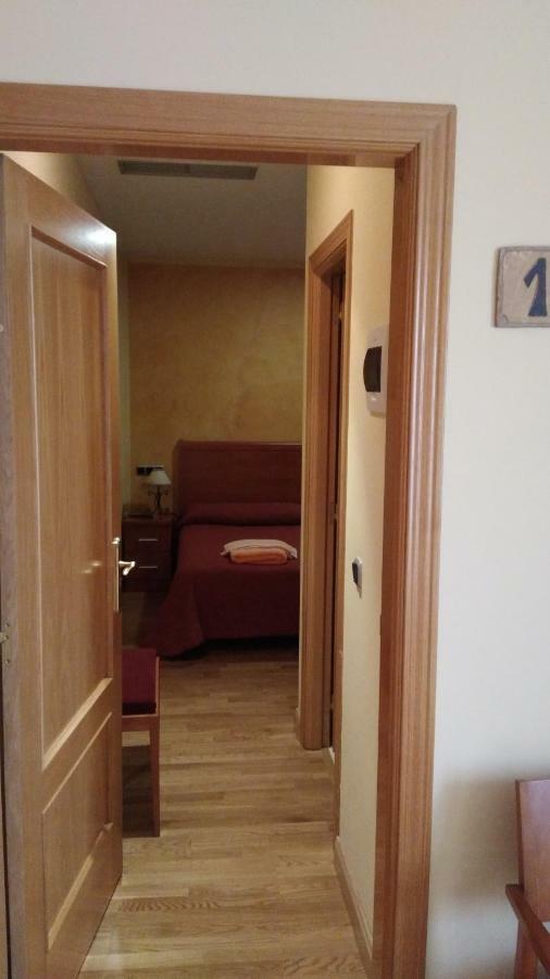 Hostal Puerta Del Valle 拉·希斯特尼加 外观 照片